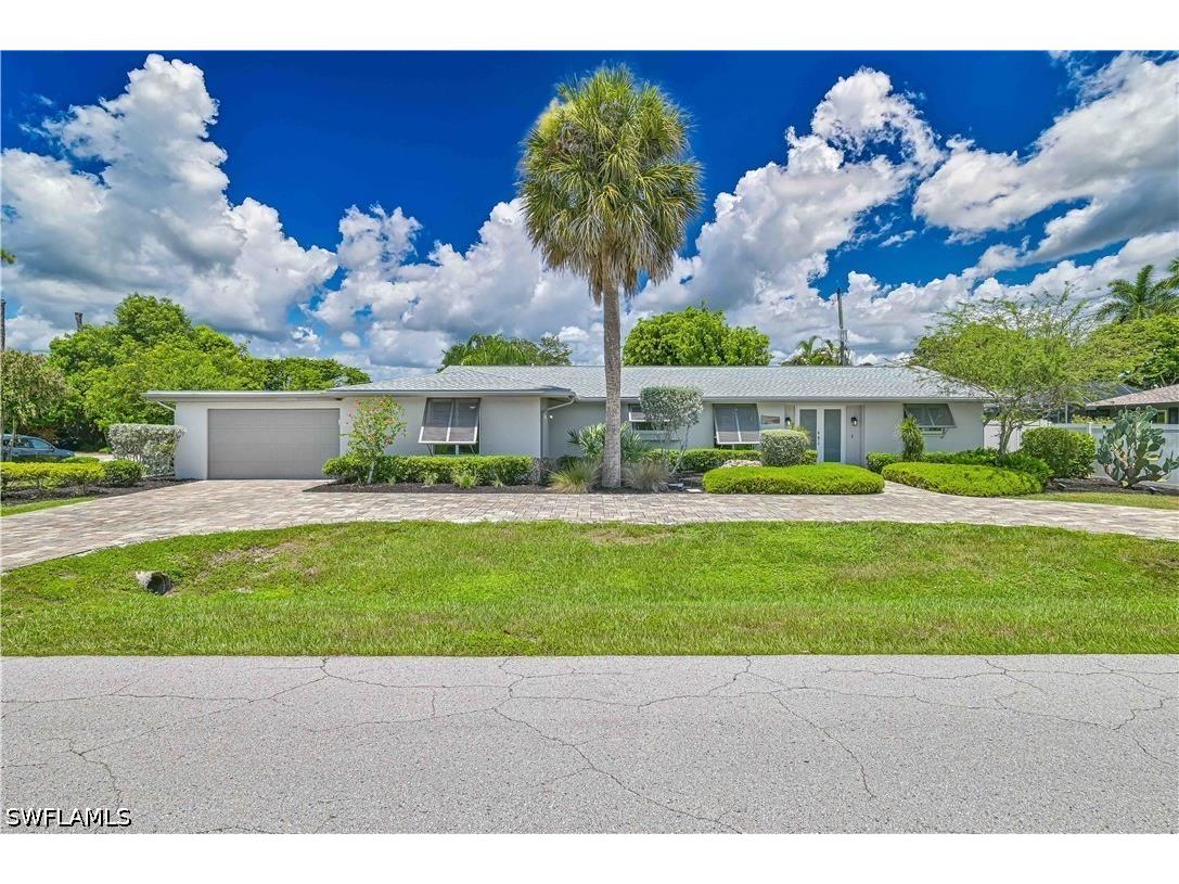 8719 Crest Lane Fort Myers FL 33907 226024985 image2