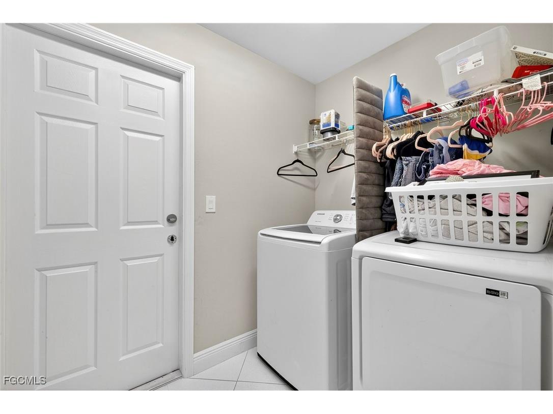 872 Carbon Street E Lehigh Acres FL 33974 2025002797 image23