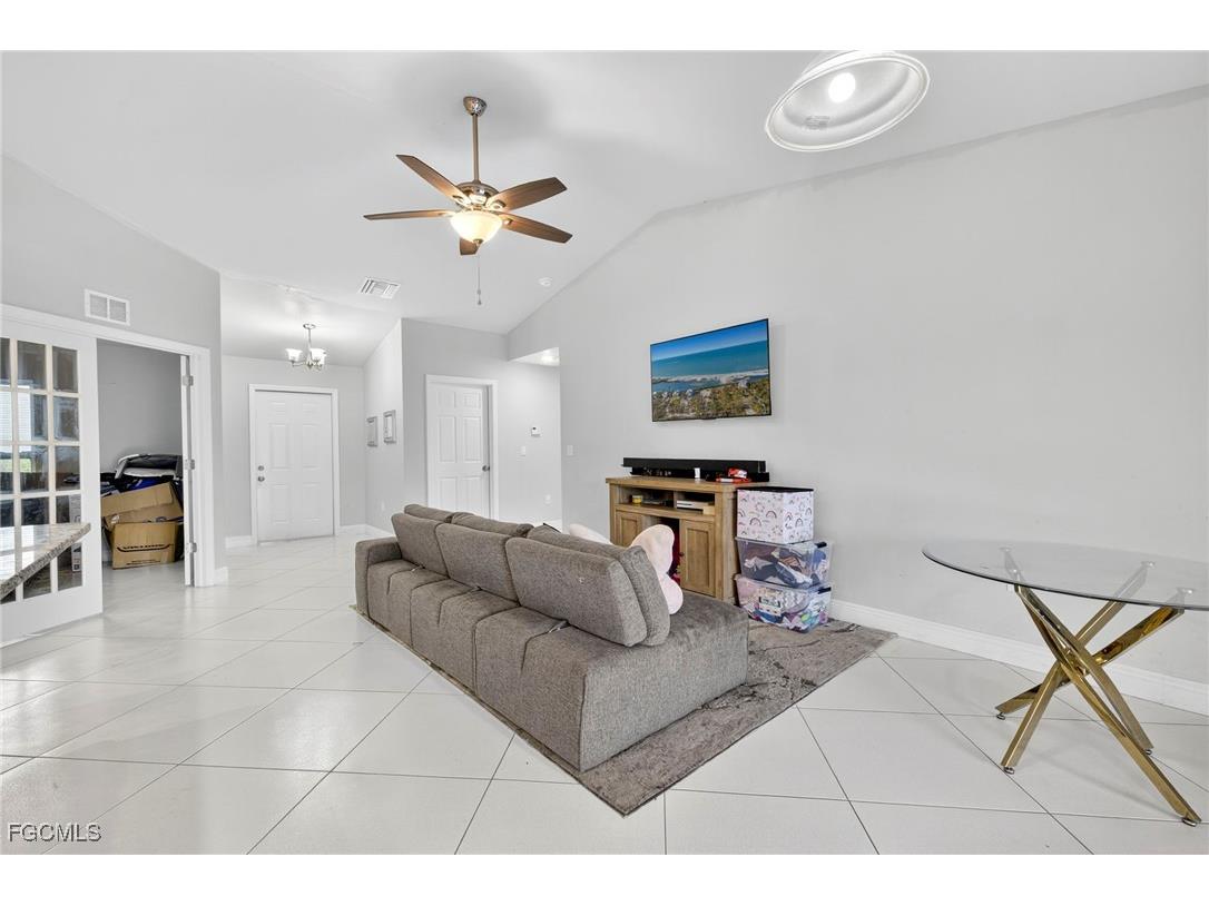 872 Carbon Street E Lehigh Acres FL 33974 2025002797 image4