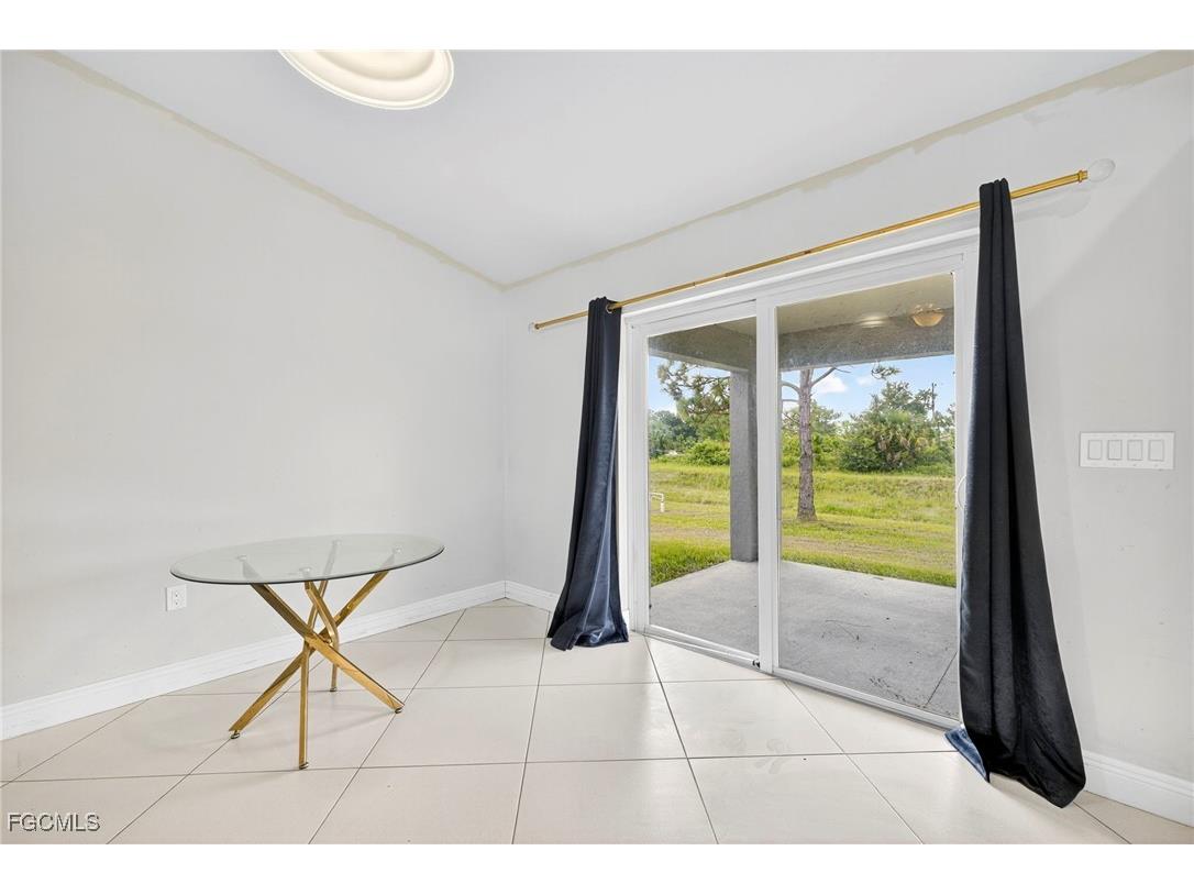 872 Carbon Street E Lehigh Acres FL 33974 2025002797 image7