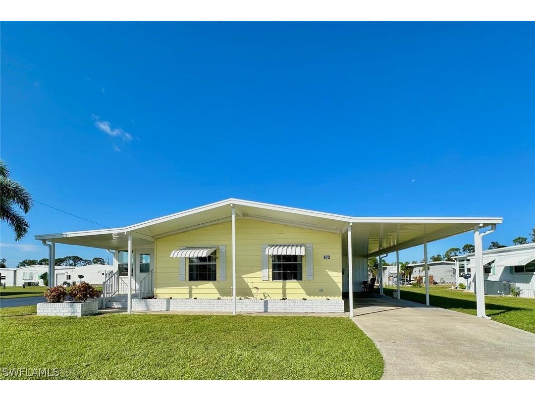 872 Moonlight Drive North Fort Myers FL 33917 224035159 image1