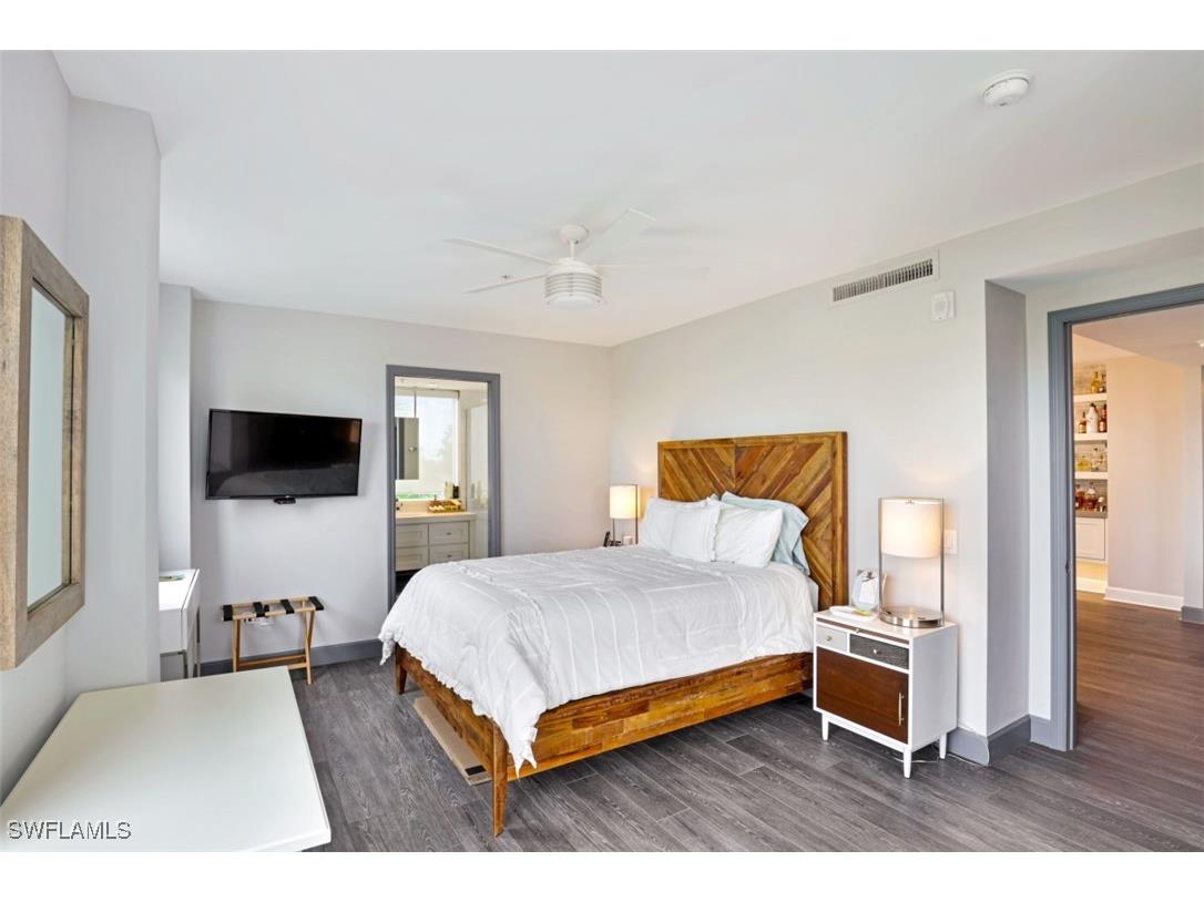 8720 Bay Colony Drive #304 Naples FL 34108 225064101 image12