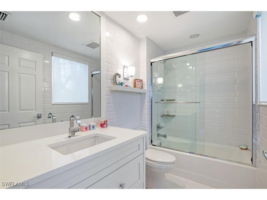 8720 Bay Colony Drive #304 Naples FL 34108 225064101 image15