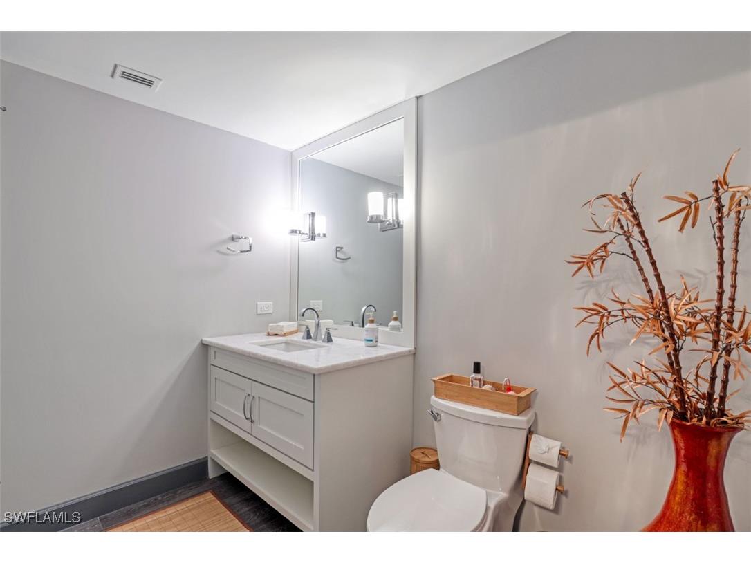 8720 Bay Colony Drive #304 Naples FL 34108 225064101 image16