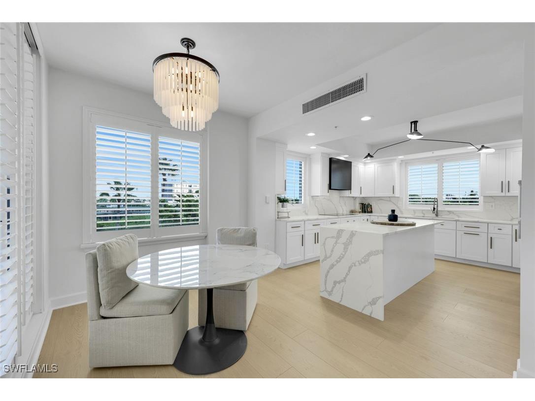 8720 Bay Colony Drive #404 Naples FL 34108 225070332 image12