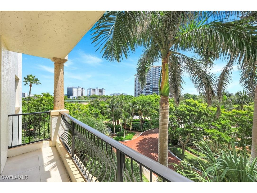 8720 Bay Colony Drive #404 Naples FL 34108 225070332 image22
