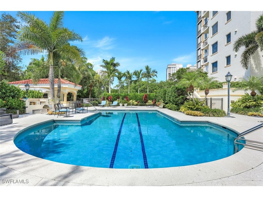 8720 Bay Colony Drive #404 Naples FL 34108 225070332 image27