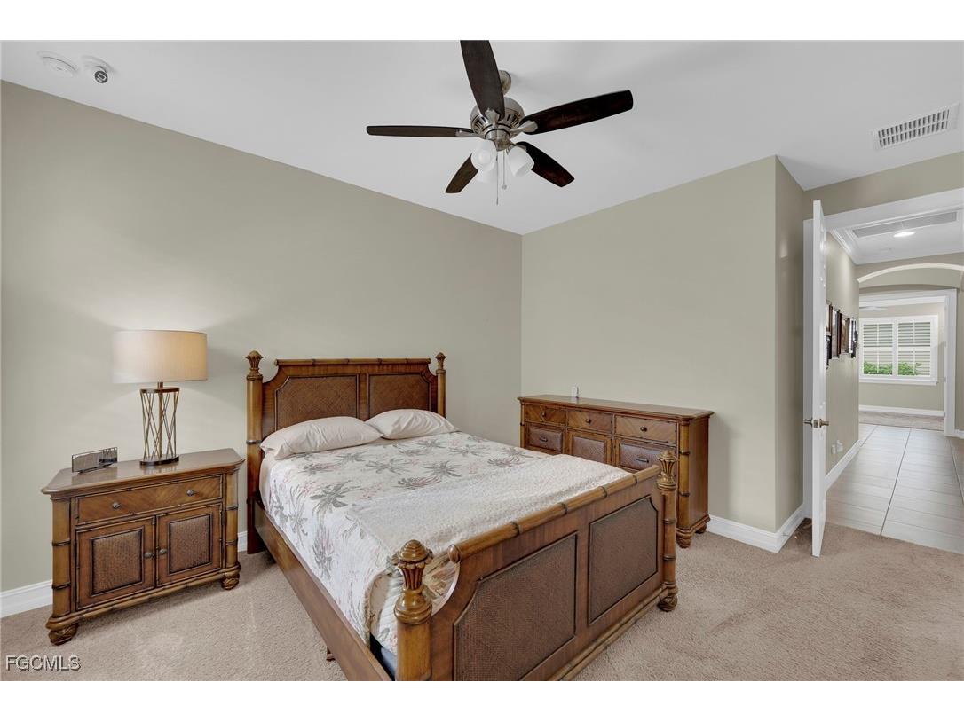 8720 Westwood Oaks Place Fort Myers FL 33908 2025017995 image14