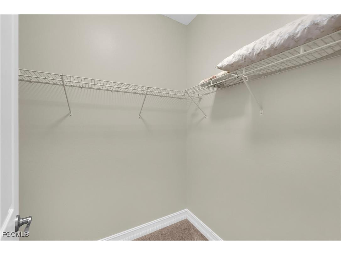 8720 Westwood Oaks Place Fort Myers FL 33908 2025017995 image25