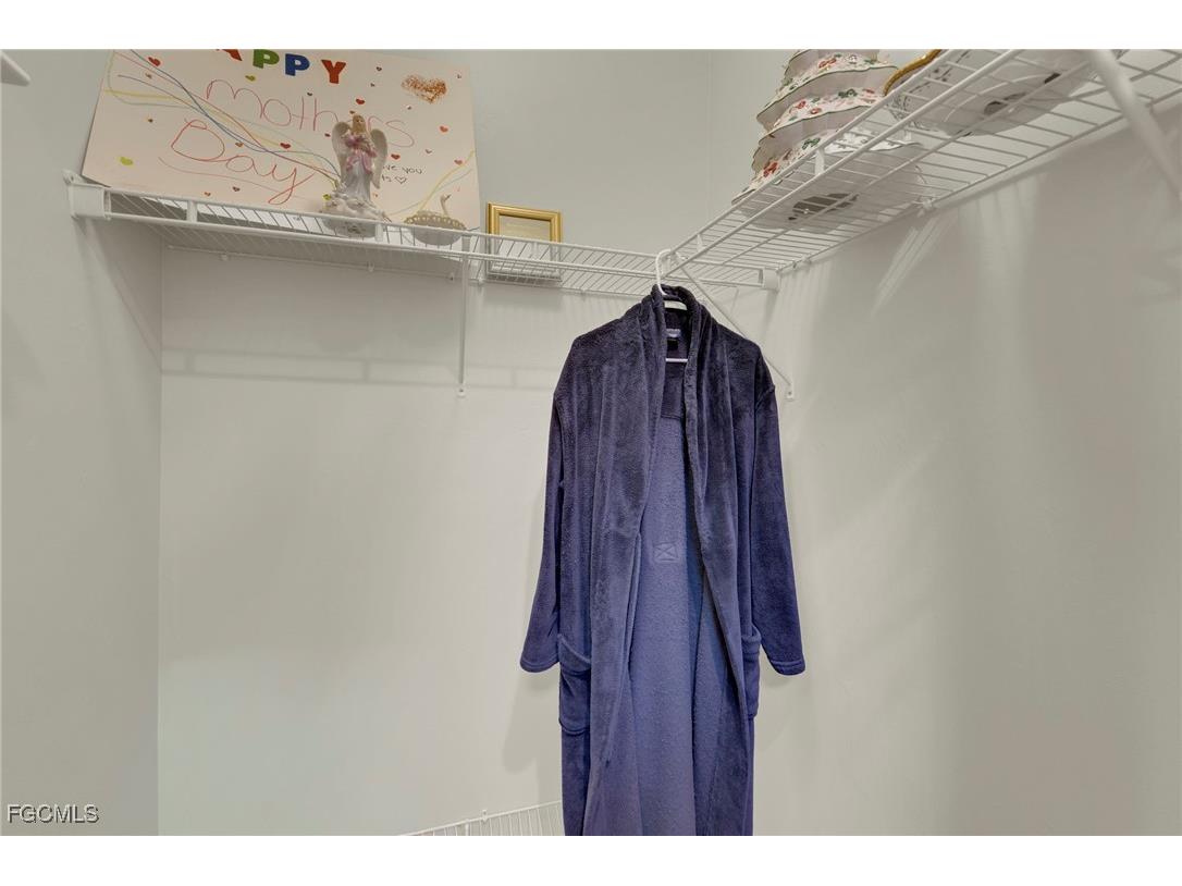 8720 Westwood Oaks Place Fort Myers FL 33908 2025017995 image26