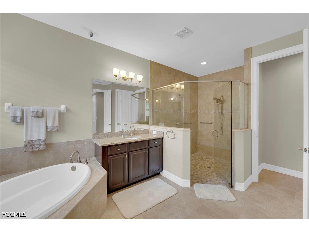8720 Westwood Oaks Place Fort Myers FL 33908 2026021230 image18