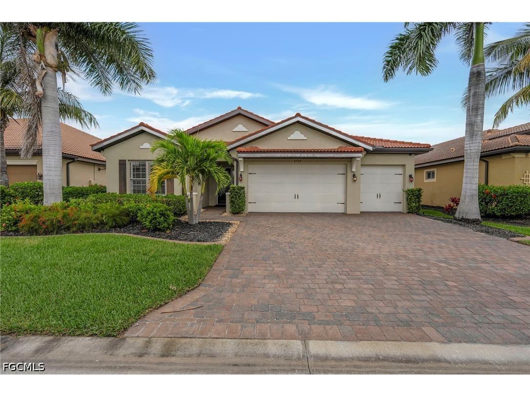 8720 Westwood Oaks Place Fort Myers FL 33908 2026021230 image2