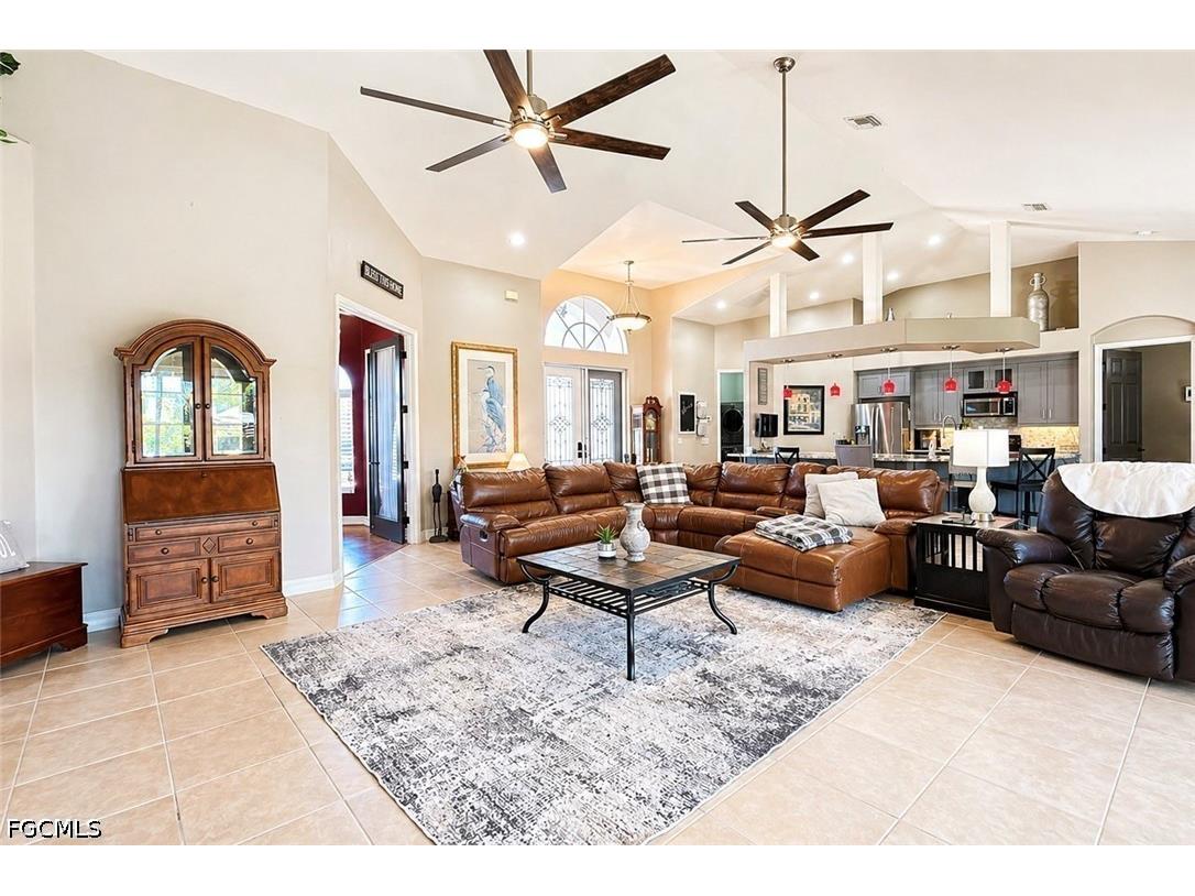 8723 S Lake Circle Fort Myers FL 33908 2026019504 image10