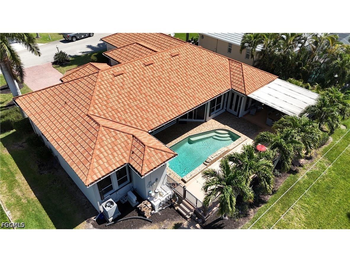 8723 S Lake Circle Fort Myers FL 33908 2026019504 image44