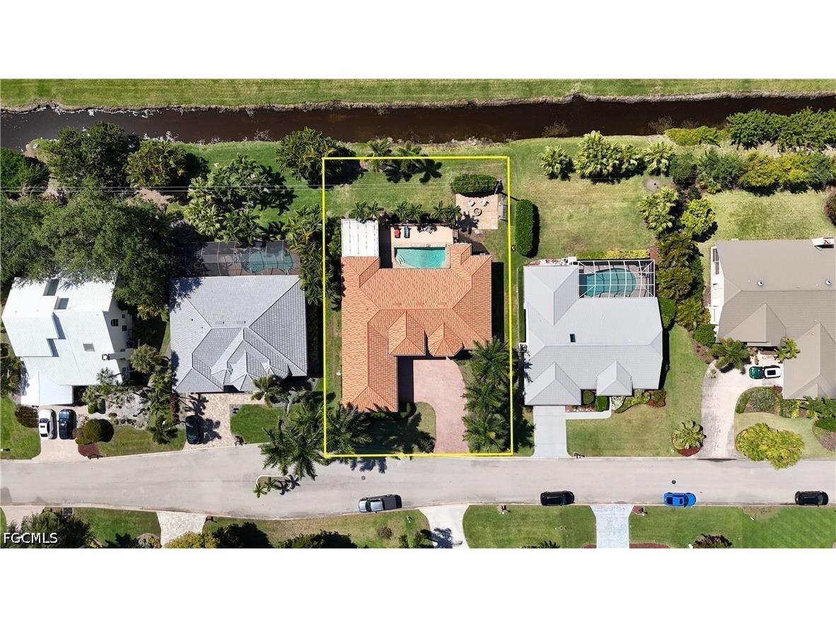 8723 S Lake Circle Fort Myers FL 33908 2026019504 image45