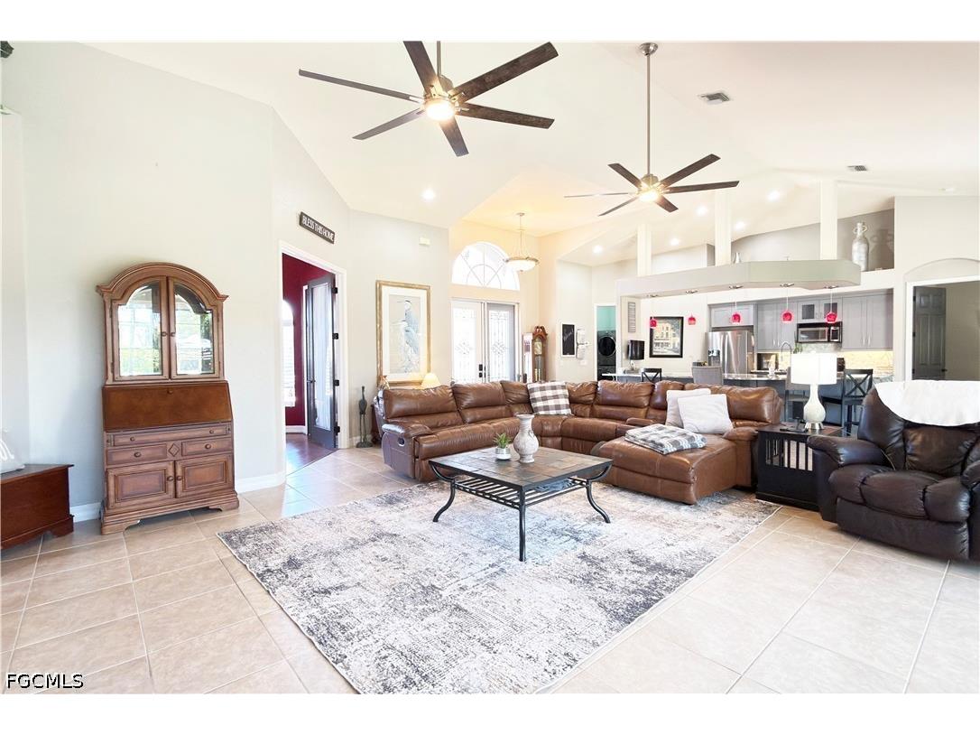 8723 S Lake Circle Fort Myers FL 33908 2026019504 image6