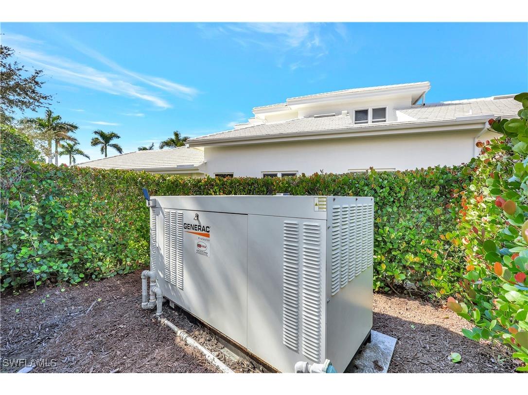 8728 Purslane Drive Naples FL 34109 225077969 image42