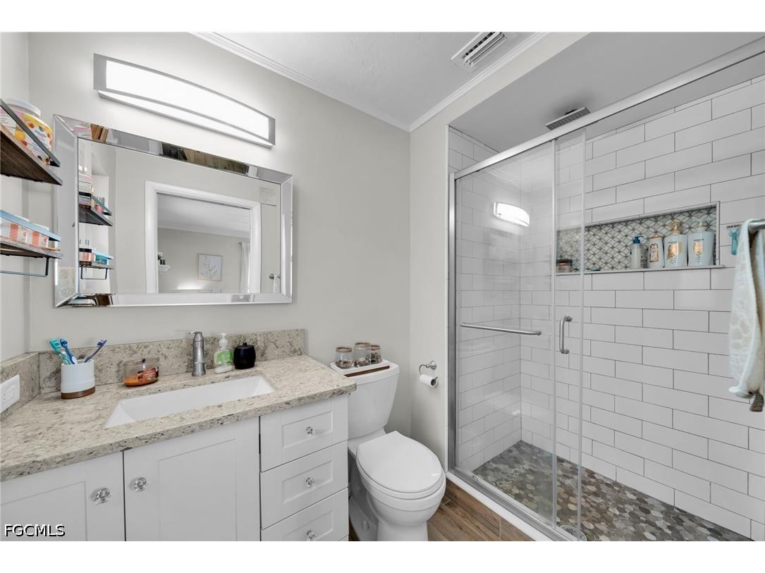 873 Hofstra Drive Fort Myers FL 33919 2026018198 image16
