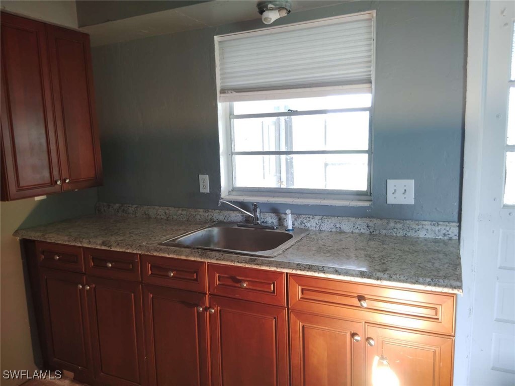 873 Van Buren Street Fort Myers FL 33916 225058482 image7