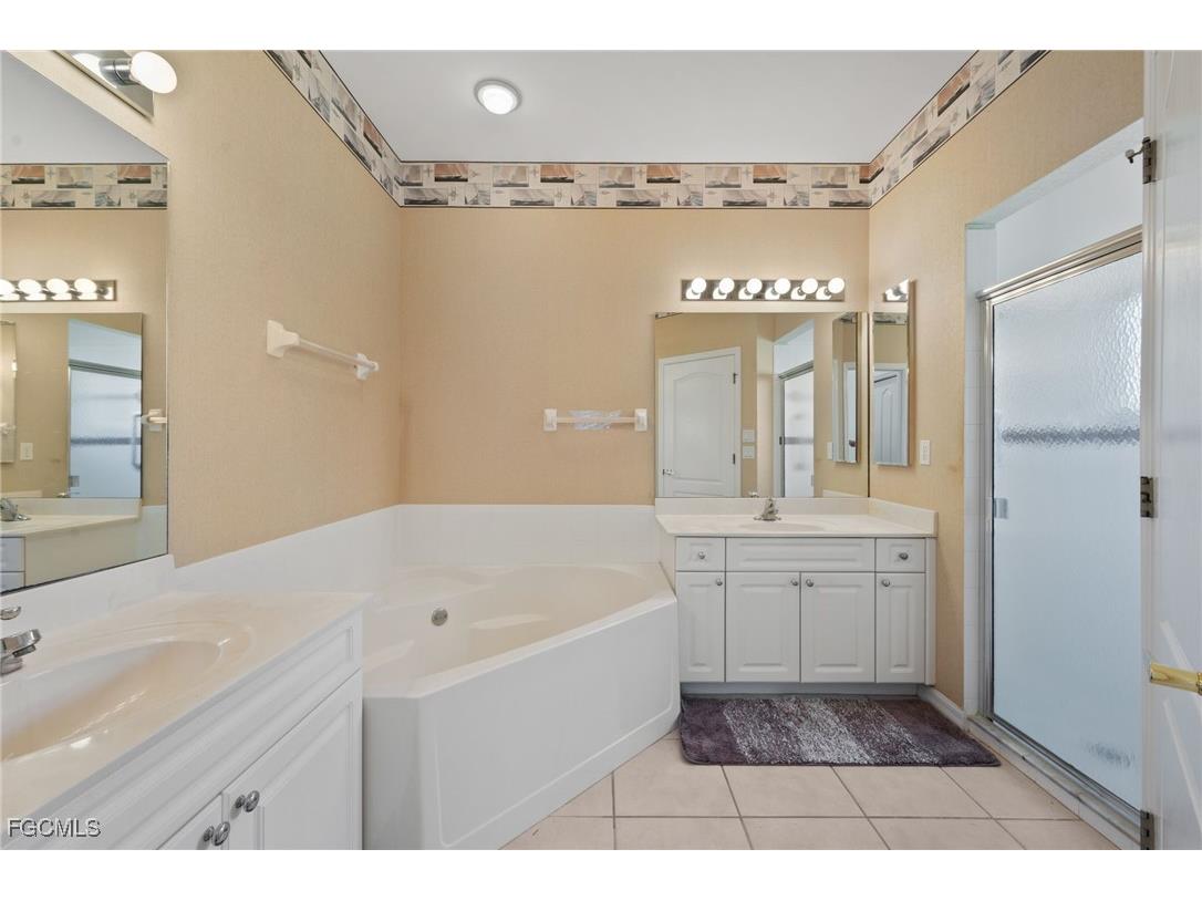 8732 Manderston Court Fort Myers FL 33912 2025024617 image16