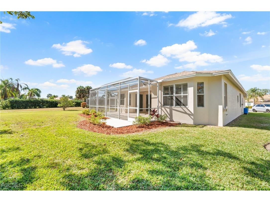 8732 Manderston Court Fort Myers FL 33912 2025024617 image25