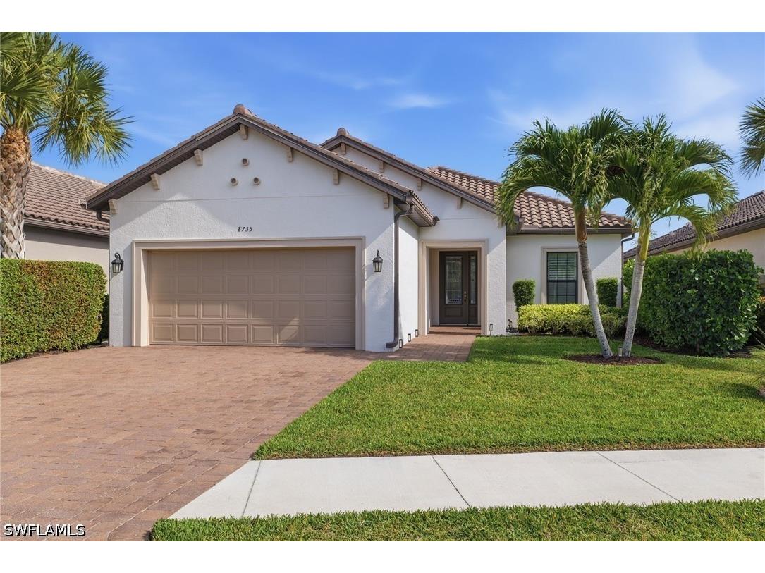 8735 Cavano Street E Naples FL 34119 226013002 image1