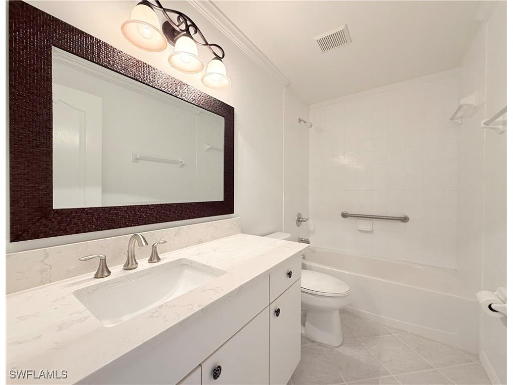 8736 Naples Heritage Drive Naples FL 34112 225048427 image17