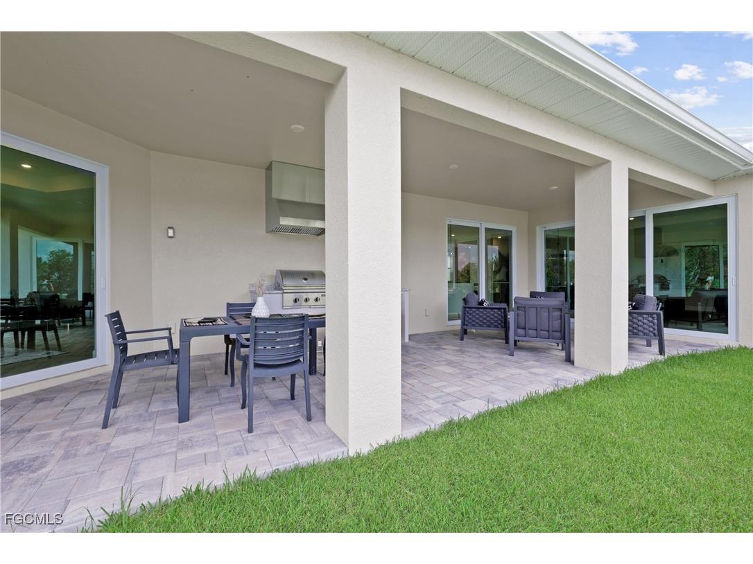 8738 Lakefront Court Fort Myers FL 33908 2025007998 image30