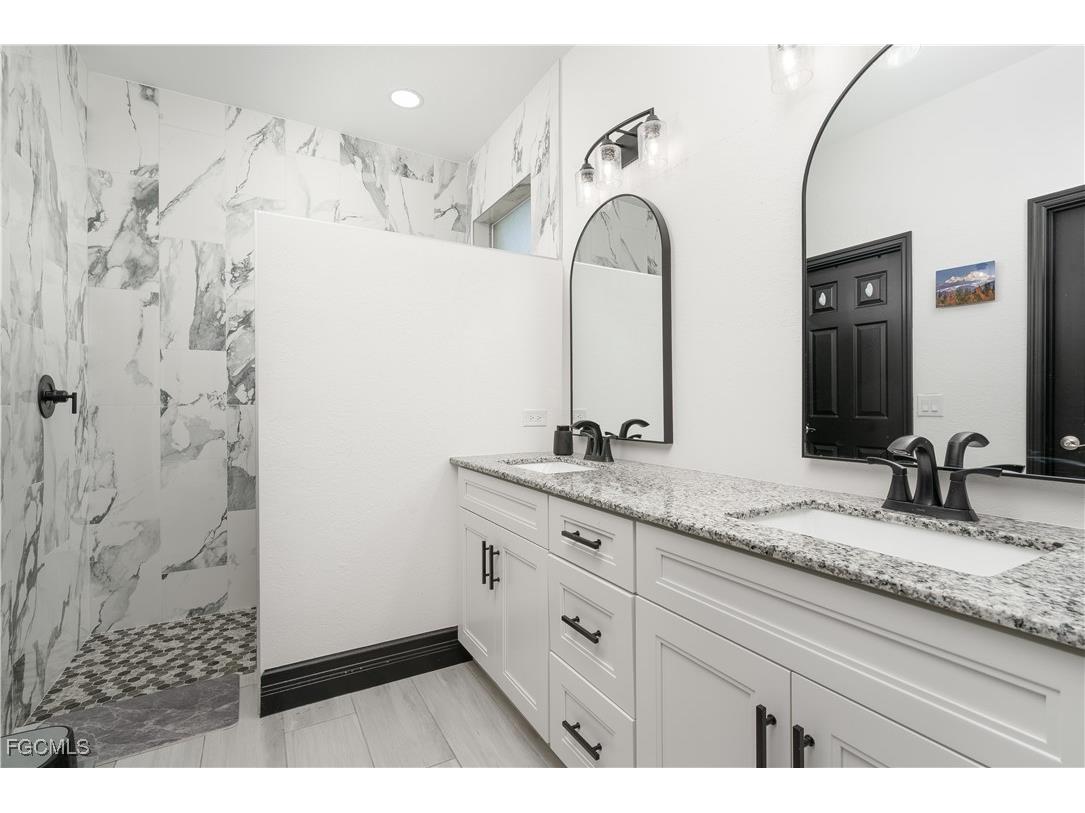 8740 Banyan Bay Boulevard Fort Myers FL 33908 2025017446 image12