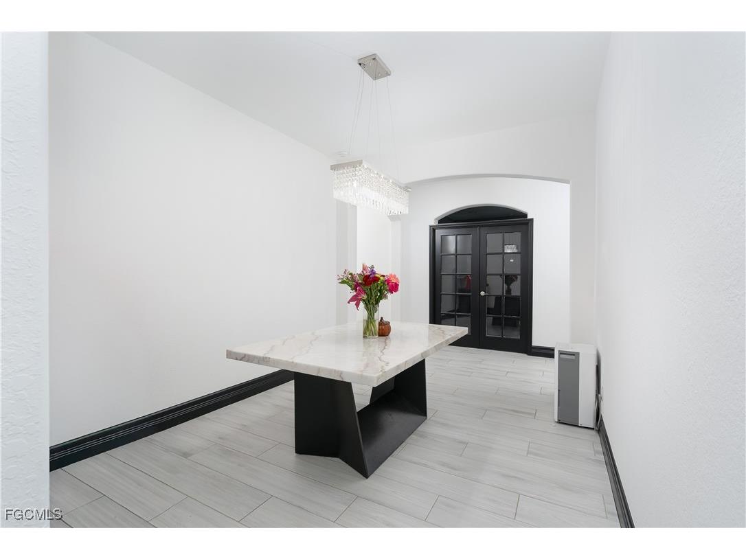 8740 Banyan Bay Boulevard Fort Myers FL 33908 2025017446 image3