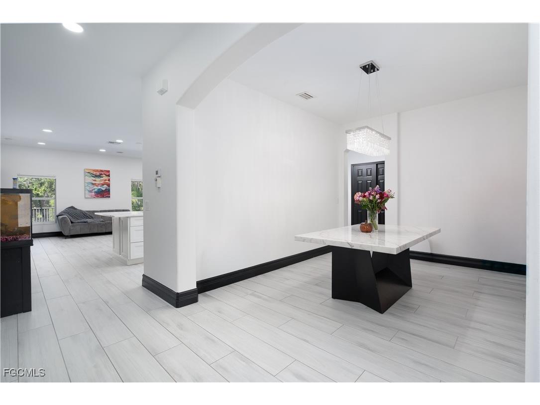 8740 Banyan Bay Boulevard Fort Myers FL 33908 2025017446 image4