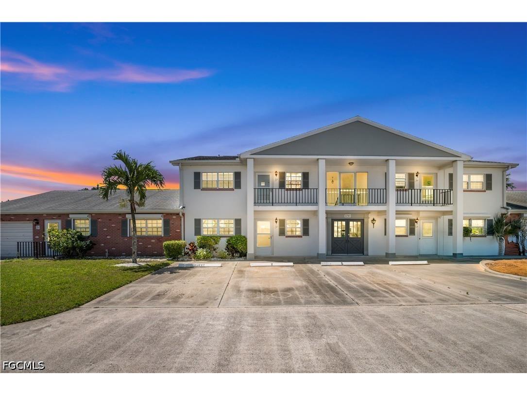 8741 Lueck Lane #5 Fort Myers FL 33919 2026022588 image1