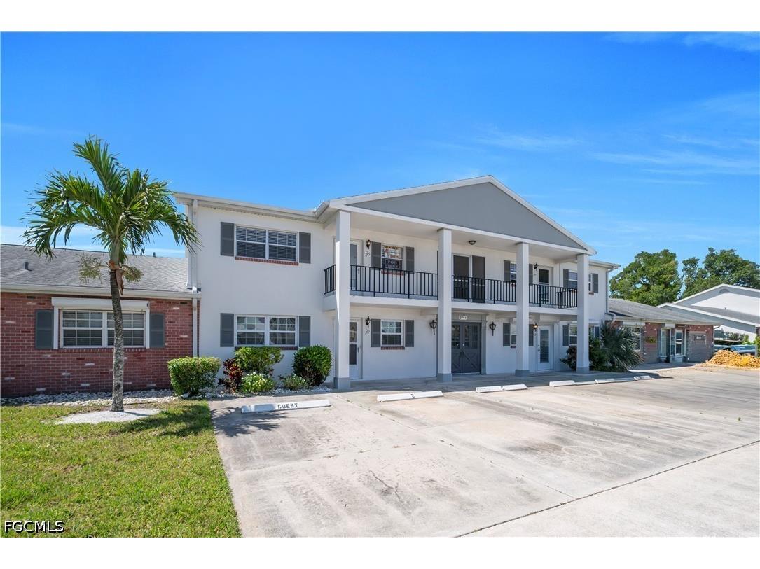 8741 Lueck Lane #5 Fort Myers FL 33919 2026022588 image3
