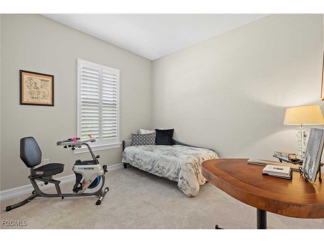 8741 Westwood Oaks Place Fort Myers FL 33908 2025013386 image17