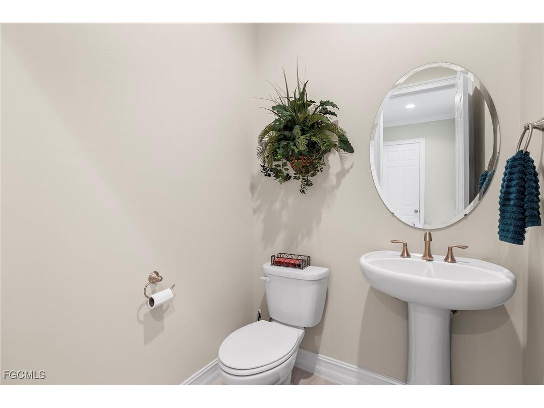 8741 Westwood Oaks Place Fort Myers FL 33908 2025013386 image19