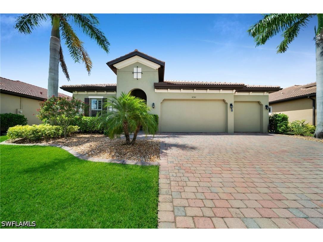8741 Westwood Oaks Place Fort Myers FL 33908 226019528 image1