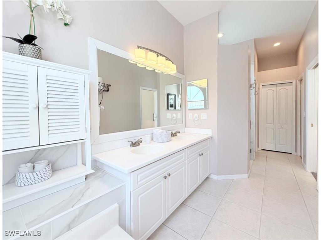 8744 Naples Heritage Drive #E28 Naples FL 34112 225071430 image19