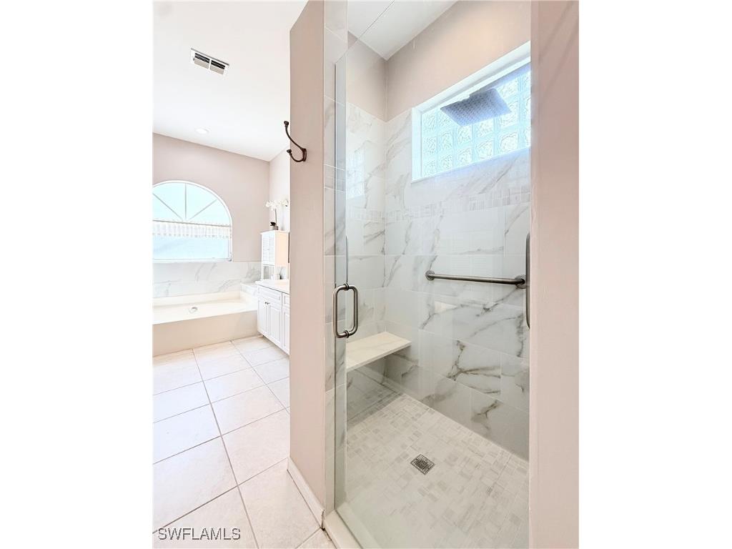 8744 Naples Heritage Drive #E28 Naples FL 34112 225071430 image20