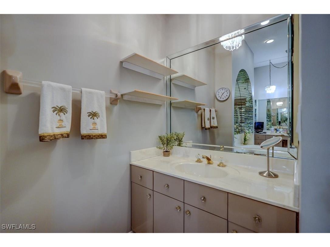 8746 Banyan Cove Circle Fort Myers FL 33919 225018751 image13