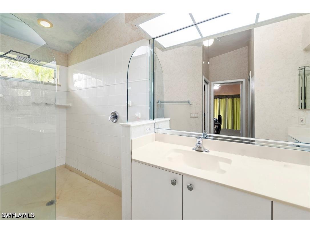 875 20th Street NE Naples FL 34120 226027107 image11