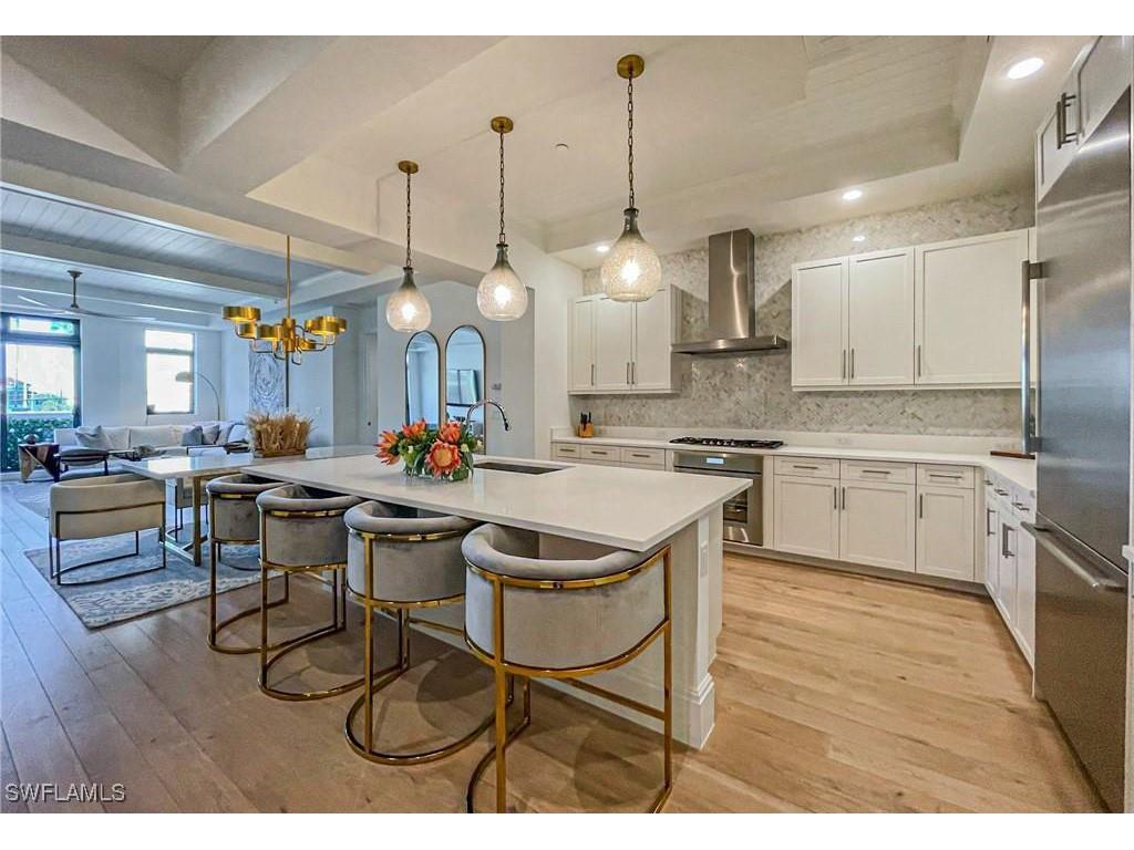 875 6th Avenue S #204 Naples FL 34102 225071591 image7