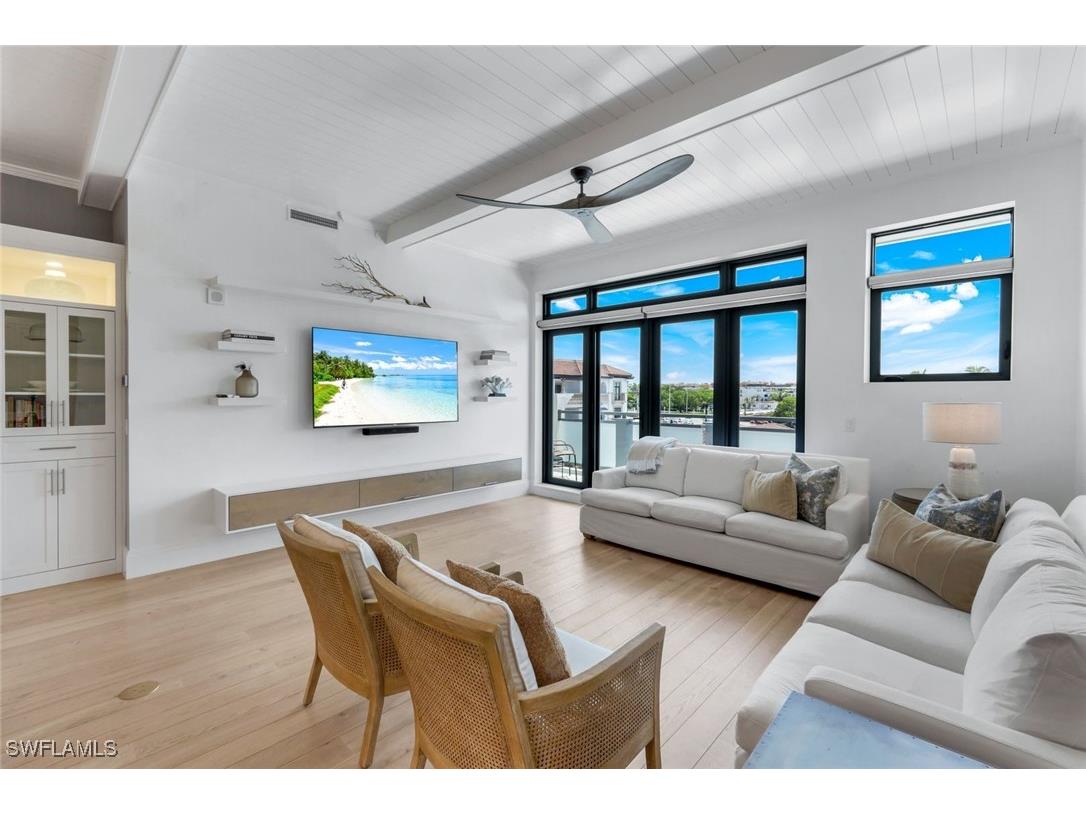 875 6th Avenue S #303 Naples FL 34102 225058725 image10