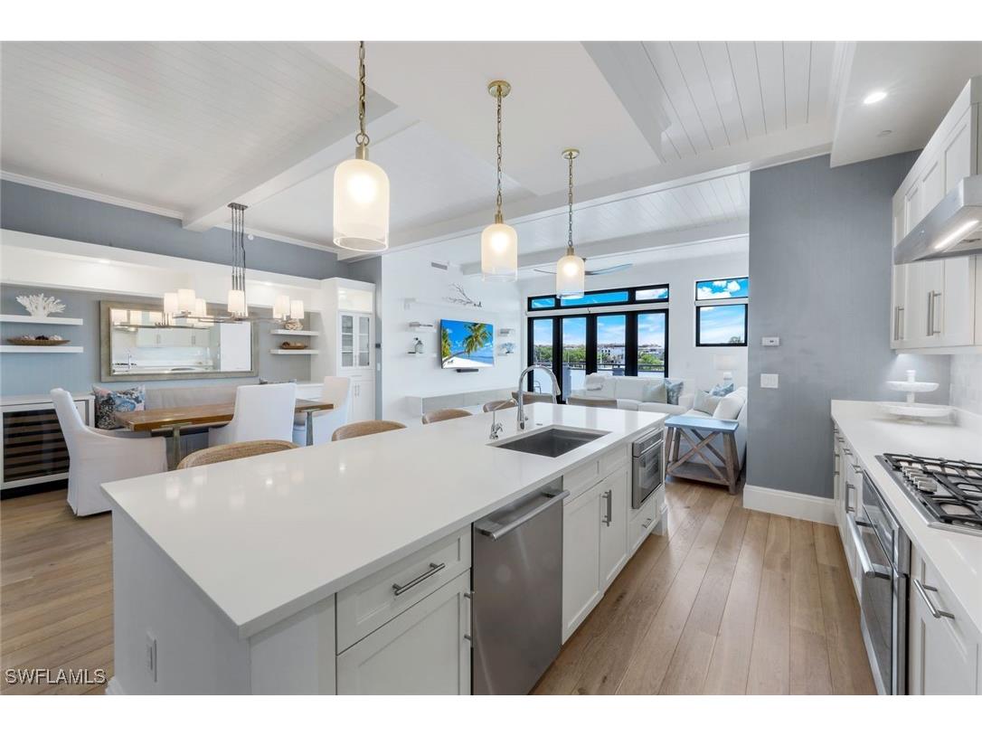 875 6th Avenue S #303 Naples FL 34102 225058725 image16