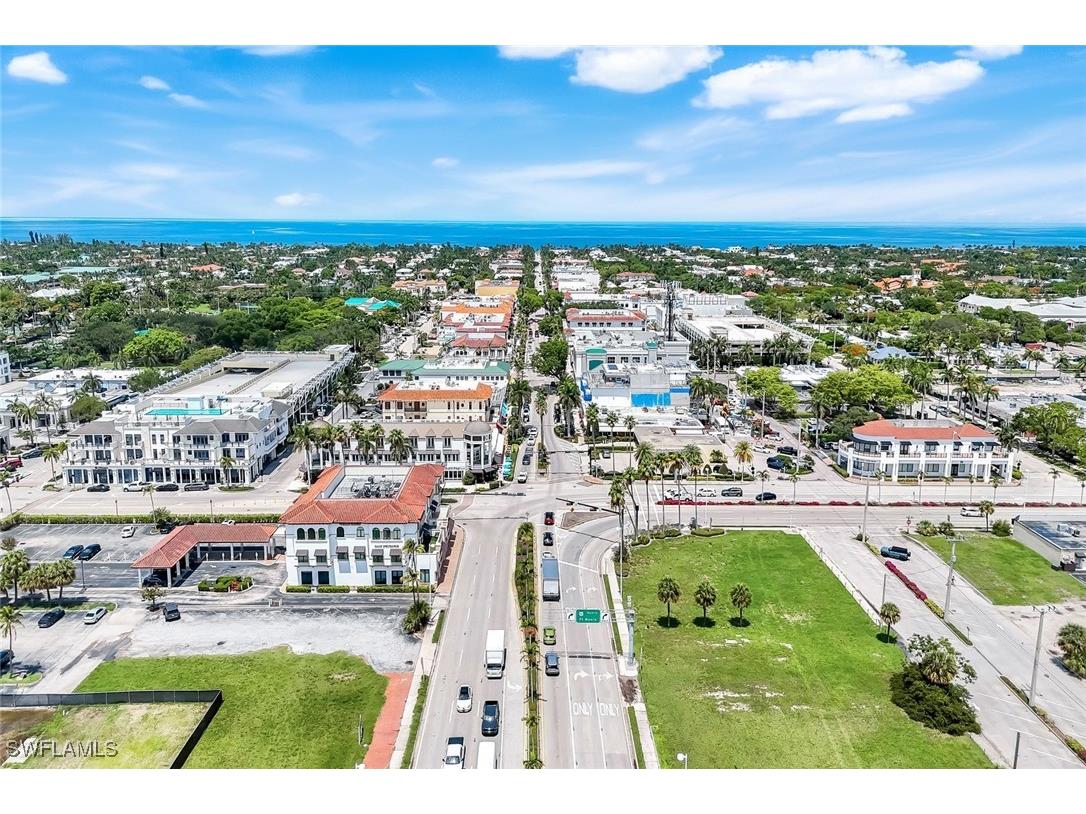 875 6th Avenue S #303 Naples FL 34102 225058725 image2