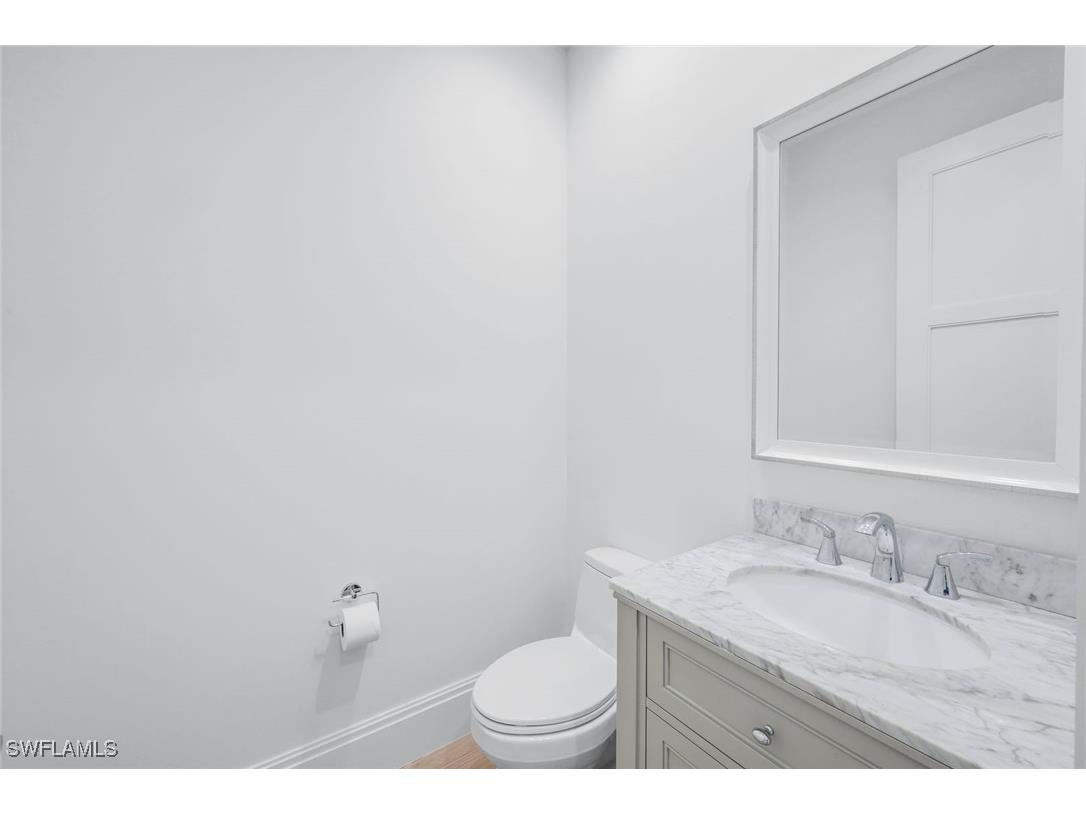 875 6th Avenue S #303 Naples FL 34102 225058725 image28