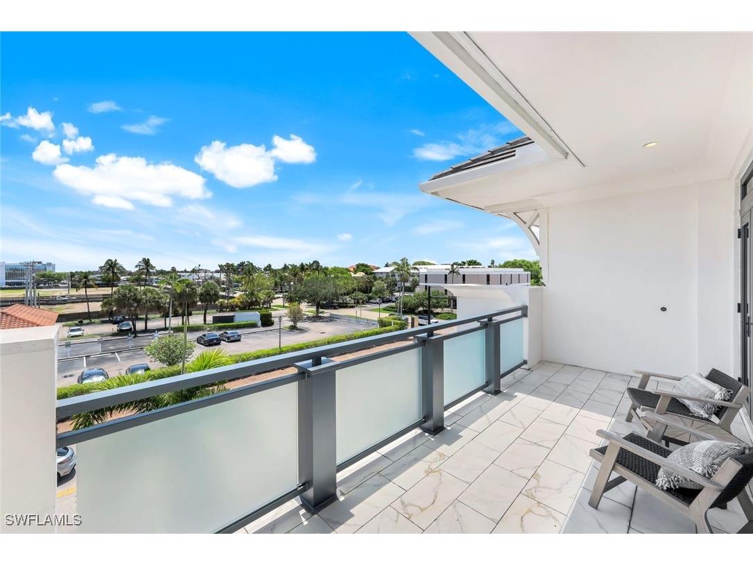 875 6th Avenue S #303 Naples FL 34102 225058725 image34