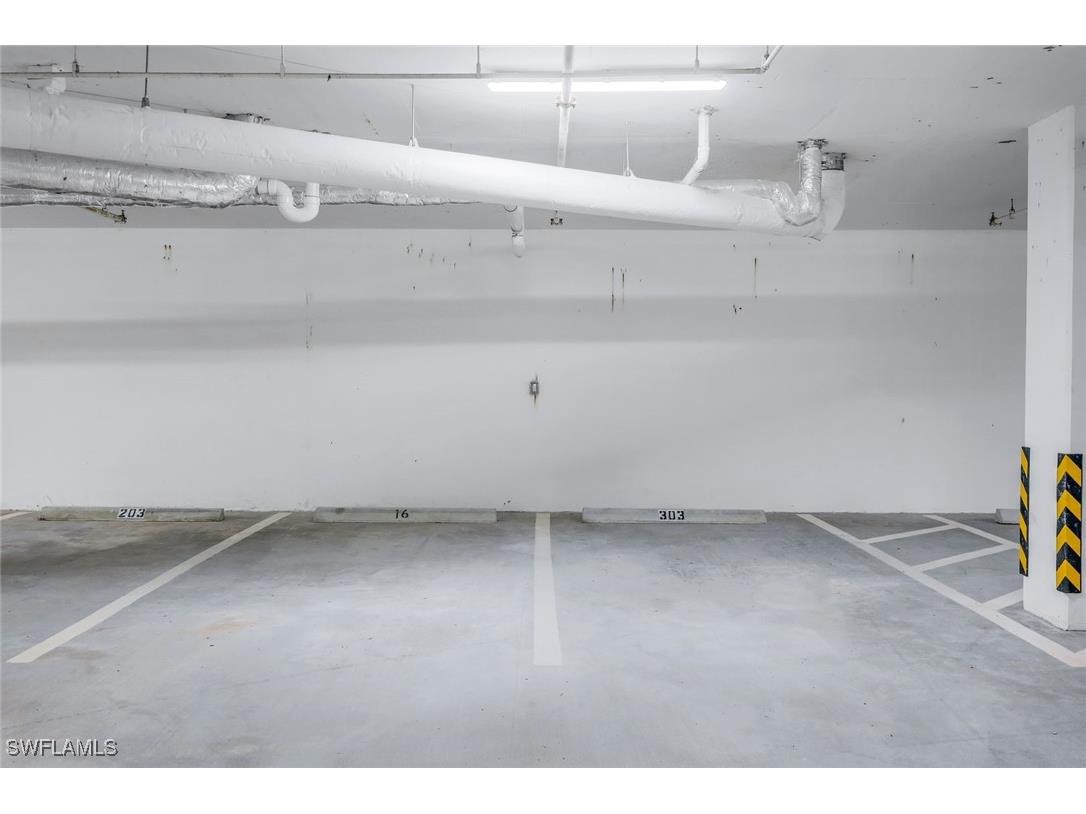 875 6th Avenue S #303 Naples FL 34102 225058725 image39