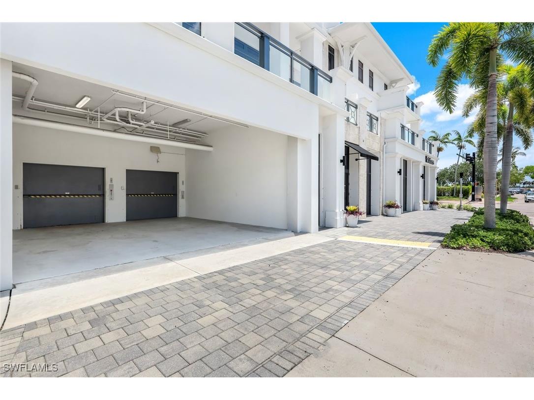 875 6th Avenue S #303 Naples FL 34102 225058725 image40