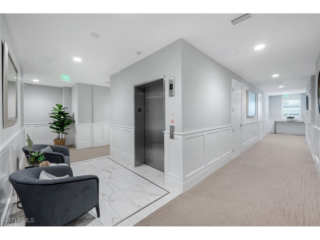 875 6th Avenue S #303 Naples FL 34102 225058725 image8