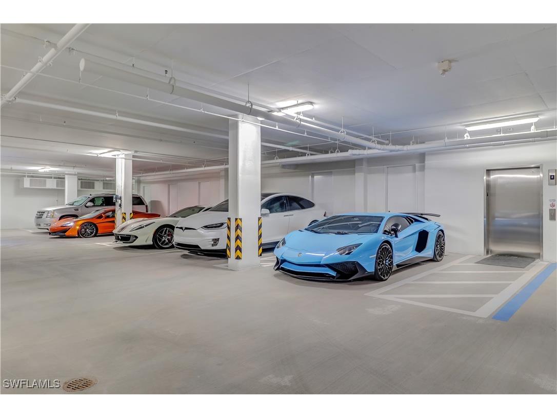 875 6th Avenue S #304 Naples FL 34102 225074390 image40